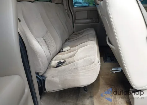 2003 Chevrolet Silverado 1500 z USA, uszkodzony, nr VIN 2GECE19TX31290756